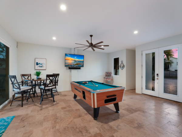 Luxurious Canal-Front Retreat - Perfect for Families